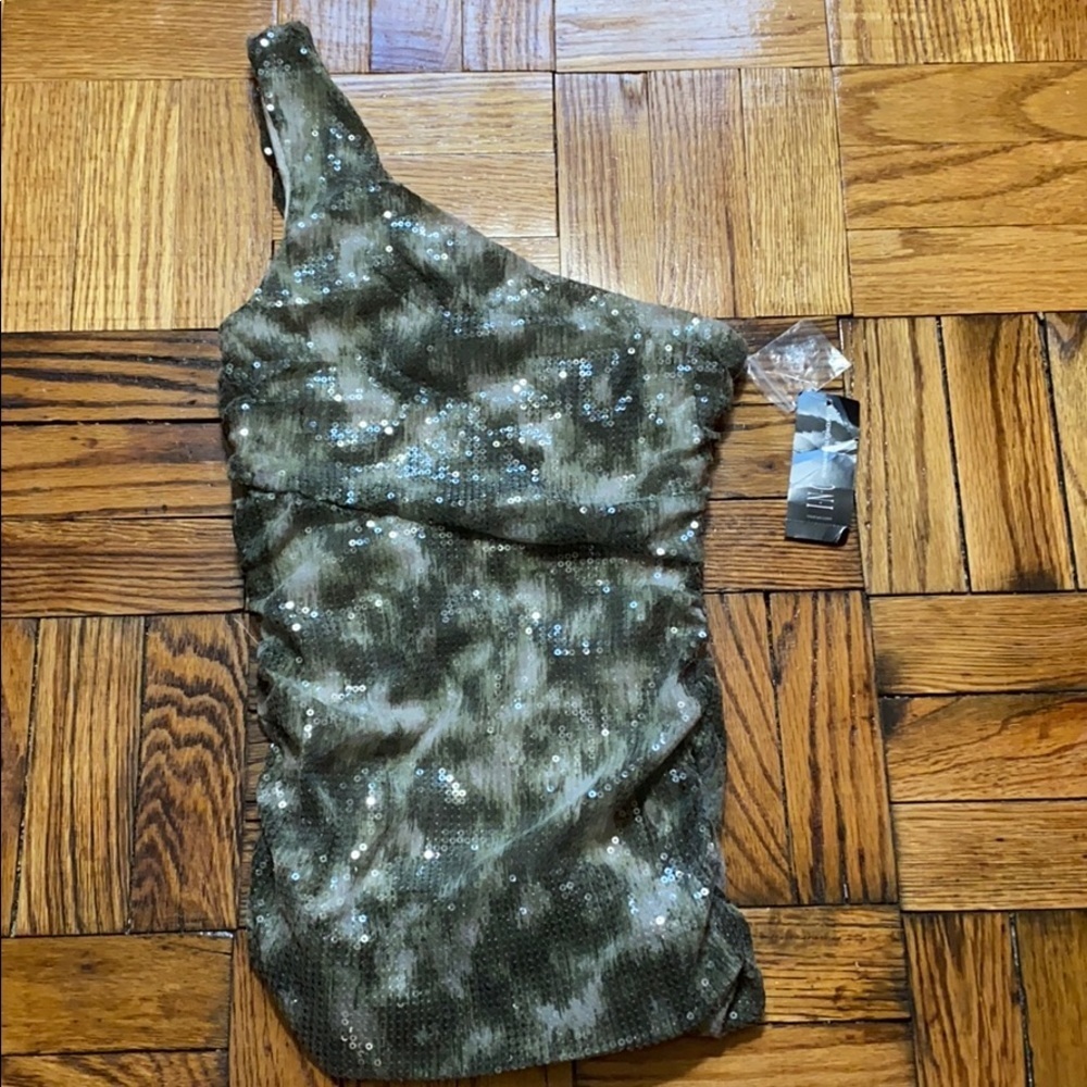 NWT INC green one shoulder sequins top size: M